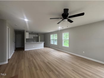 300 Saturn St, Dunn, NC 28334
