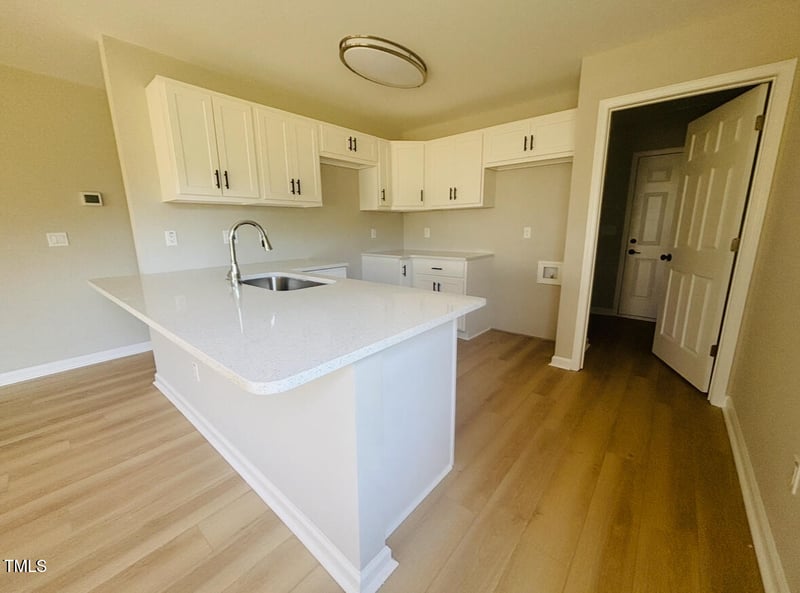 300 Saturn St, Dunn, NC 28334