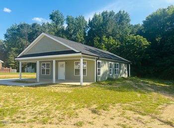 300 Saturn St, Dunn, NC 28334