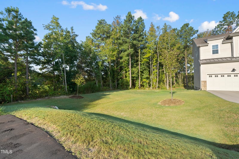 300 Scotland Dr, Youngsville, NC 27596