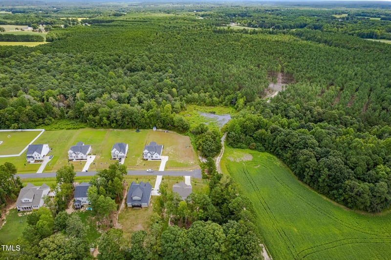 300 Scotland Dr, Youngsville, NC 27596