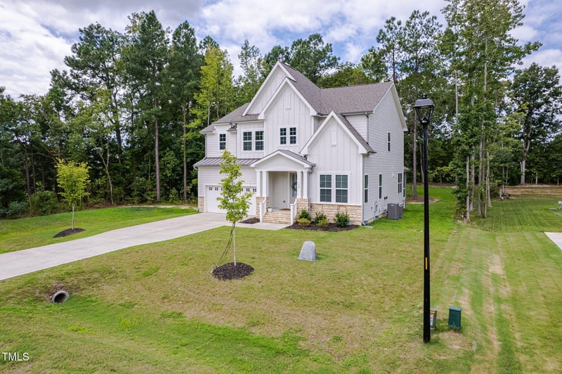 300 Scotland Dr, Youngsville, NC 27596