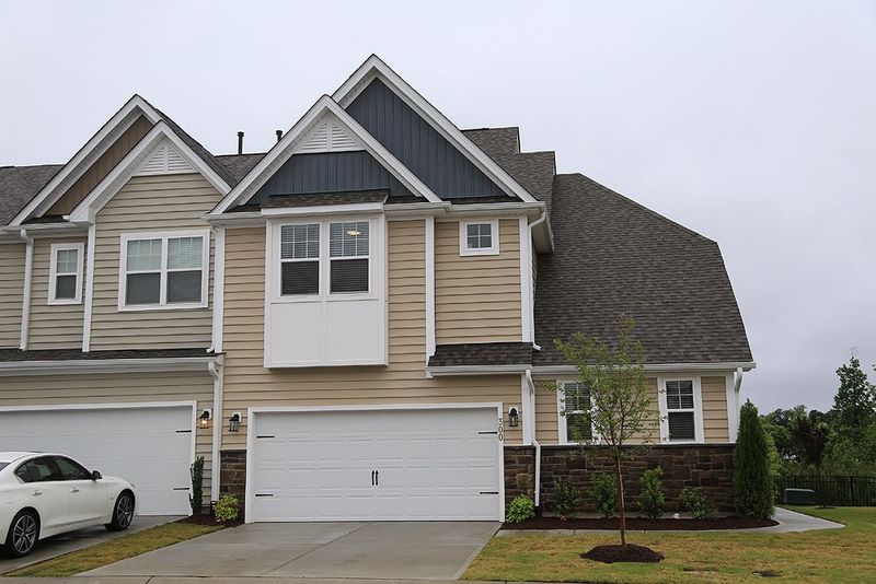 300 Shale Creek Dr, Durham, NC 27703