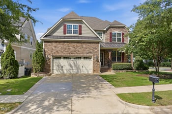 300 Silver Bluff St, Holly Springs, NC 27540