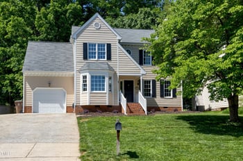 300 Silvercliff Trl, Cary, NC 27513