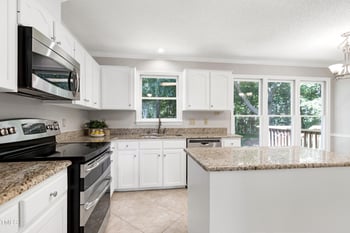 300 Silvercliff Trl, Cary, NC 27513
