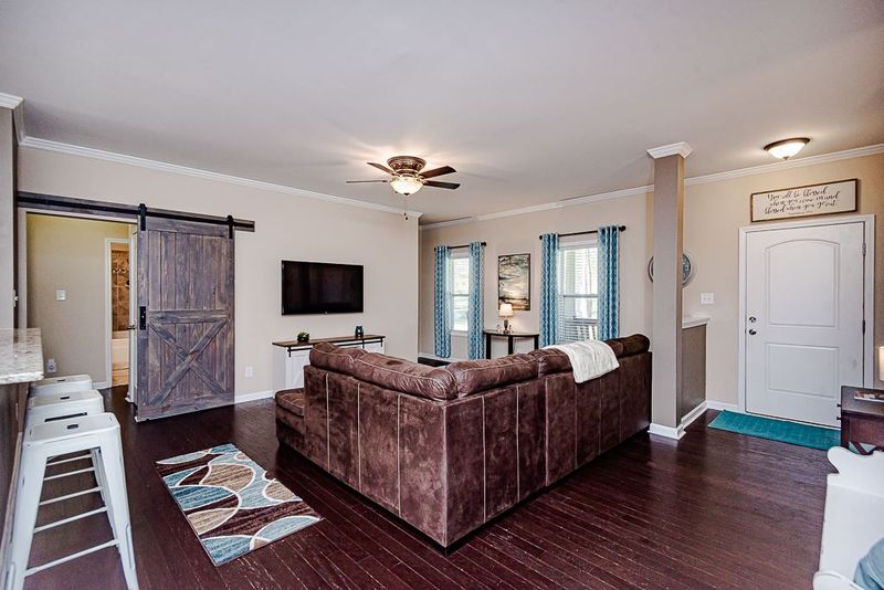 300 Spring View Ln, Pittsboro, NC 27312