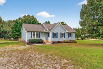 300 Still Meadows Ct, Benson, NC 27504