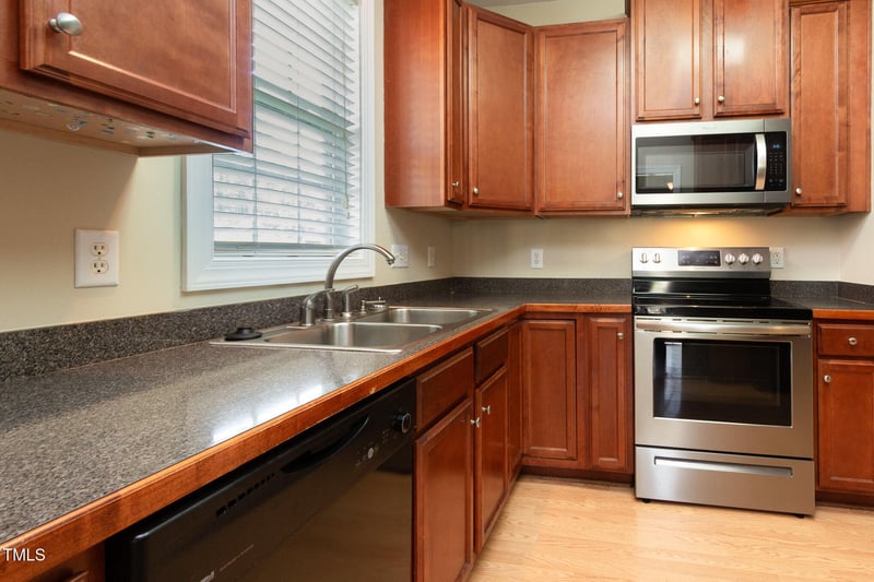 300 Sugar Maple Ave, Wake Forest, NC 27587