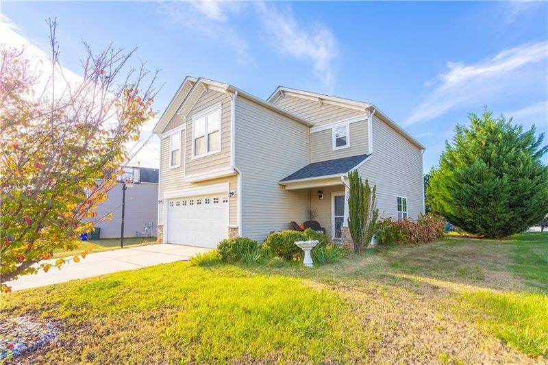 300 Sutton Pl, Mebane, NC 27302