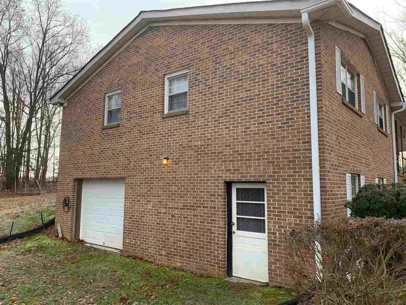 300 Thomas Humphries Rd, Roxboro, NC 27574