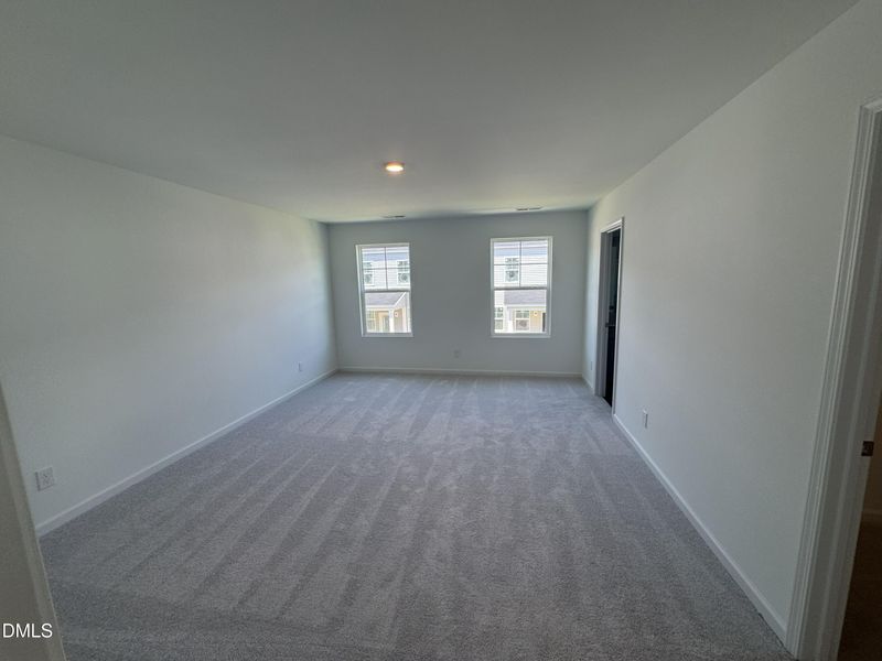 300 Thompson Overlook Way, Smithfield, NC 27577