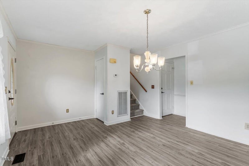 300 Wakewood Ct, Raleigh, NC 27615