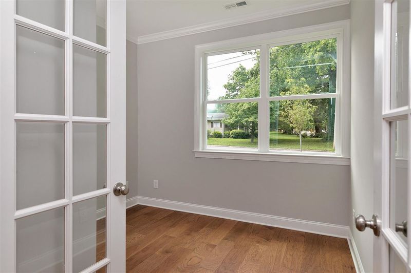 300 N West St, Cary, NC 27513