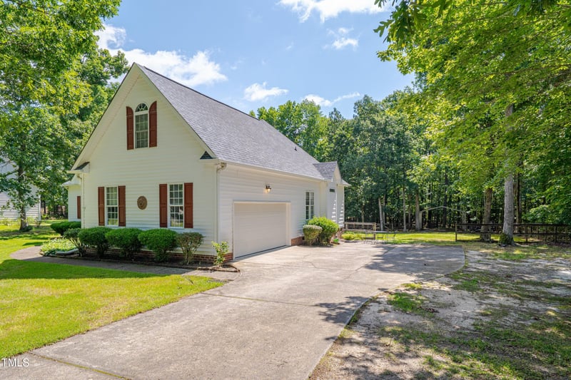 300 Williamston Ridge Dr, Youngsville, NC 27596