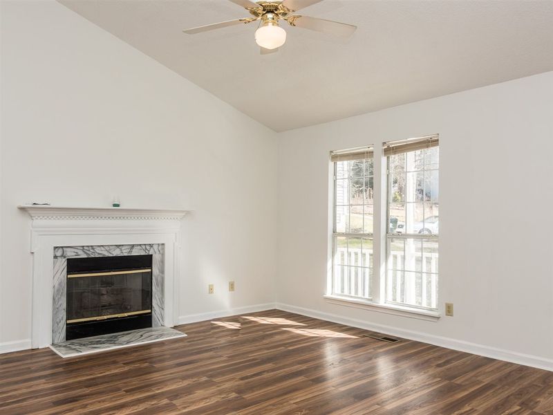 300 Wolfbridge Rd, Holly Springs, NC 27540