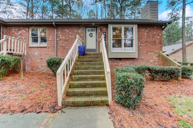 300 W Woodcroft Pw #20d, Durham, NC 27713