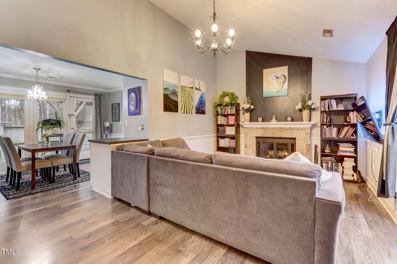 300 W Woodcroft Pw #20d, Durham, NC 27713