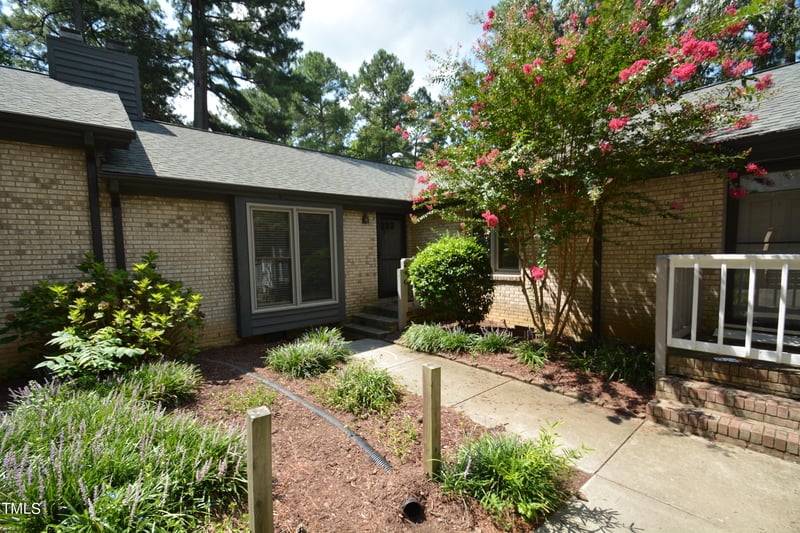 300 Woodcroft Pw #24-C, Durham, NC 27713