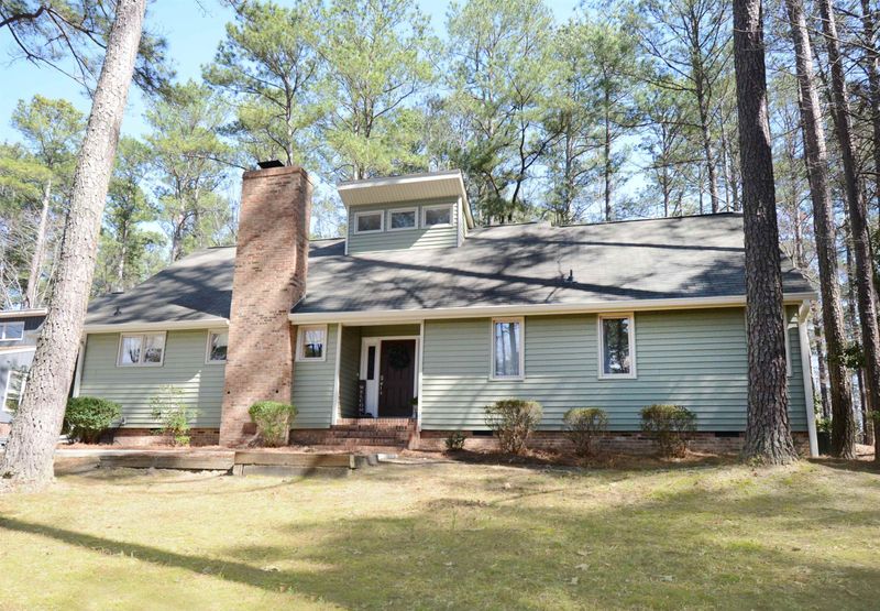 3000 Bourbon St, Sanford, NC 27332