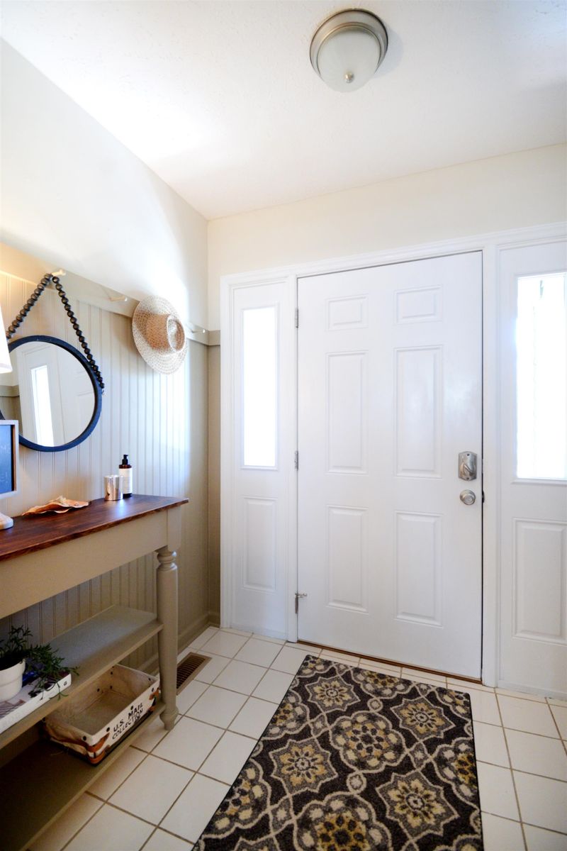 3000 Bourbon St, Sanford, NC 27332