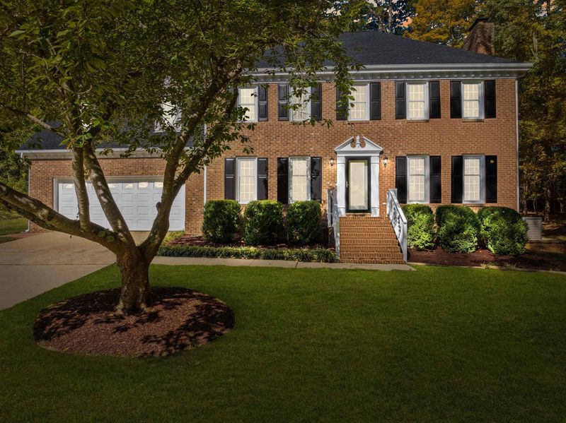 3000 Daventry Ln, Raleigh, NC 27613