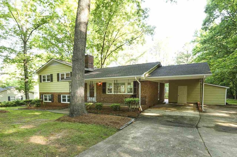 3000 Manor Ridge Dr, Raleigh, NC 27603