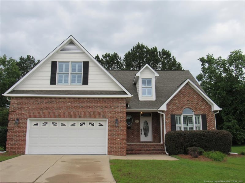 3000 Metthame Dr, Fayetteville, NC 28306