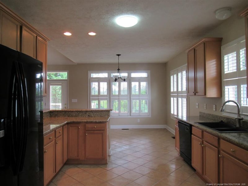 3000 Metthame Dr, Fayetteville, NC 28306