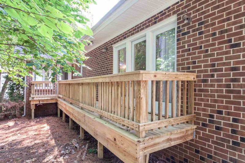 3000 Sylvania Dr, Raleigh, NC 27607