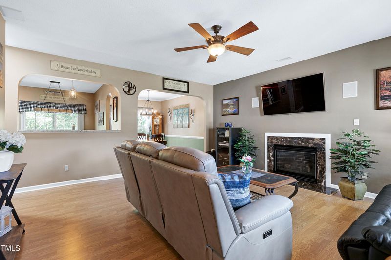 3001 Locust Grove Dr, Apex, NC 27539