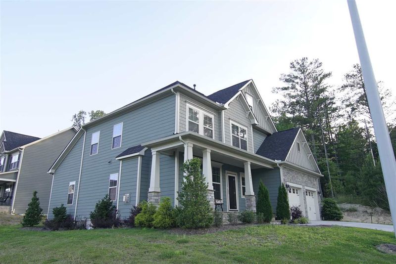 3001 Manderleigh Dr, Knightdale, NC 27545