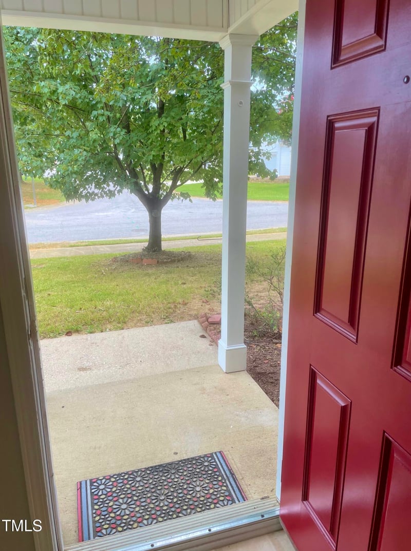 3001 Softwind Dr, Clayton, NC 27520