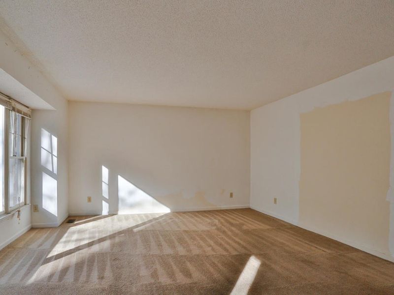 3002 Appling Way, Durham, NC 27703