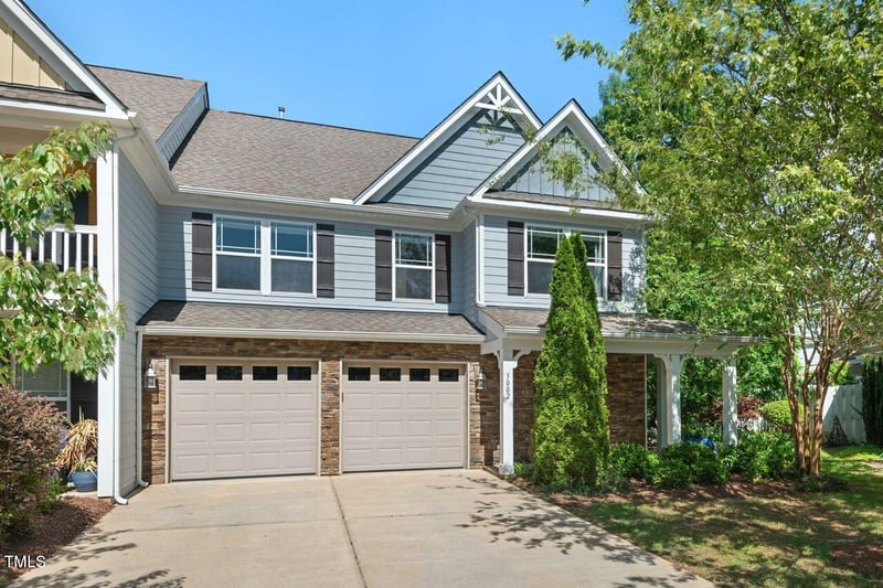 3002 Bartlett Cir, Hillsborough, NC 27278