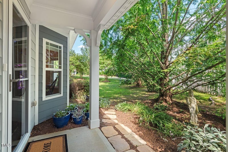 3002 Bartlett Cir, Hillsborough, NC 27278