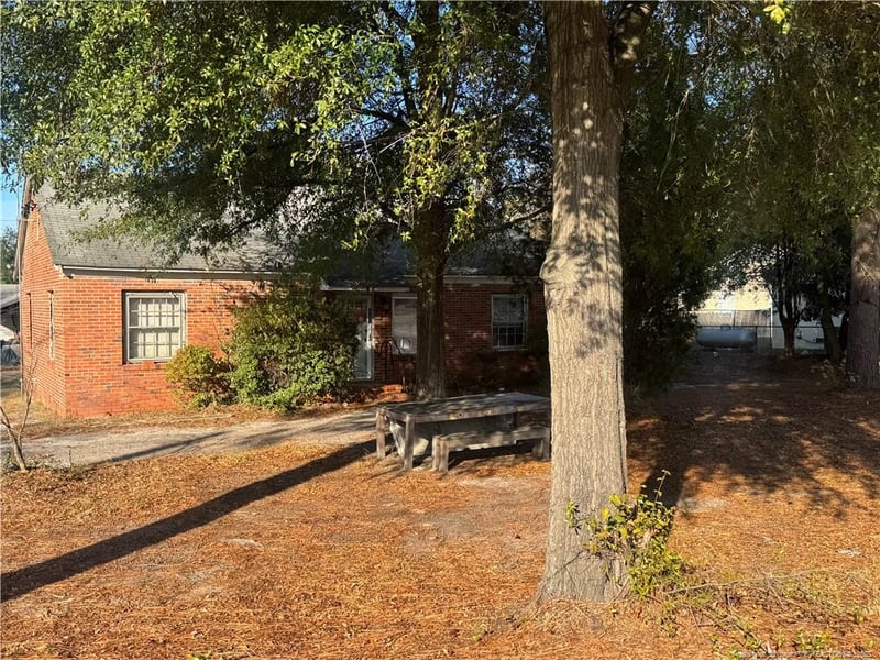 3002 Cumberland Rd, Fayetteville, NC 28306