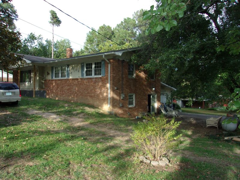3002 Davie Dr, Durham, NC 27704