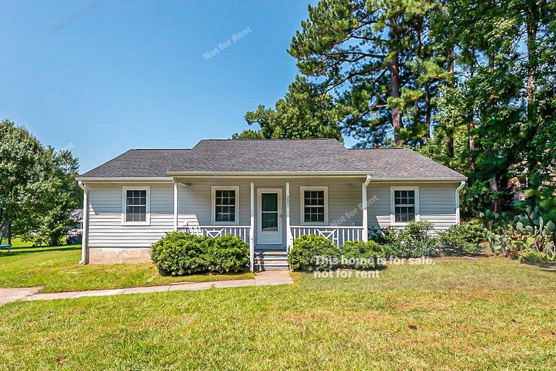3002 Kanewood Dr, Durham, NC 27707