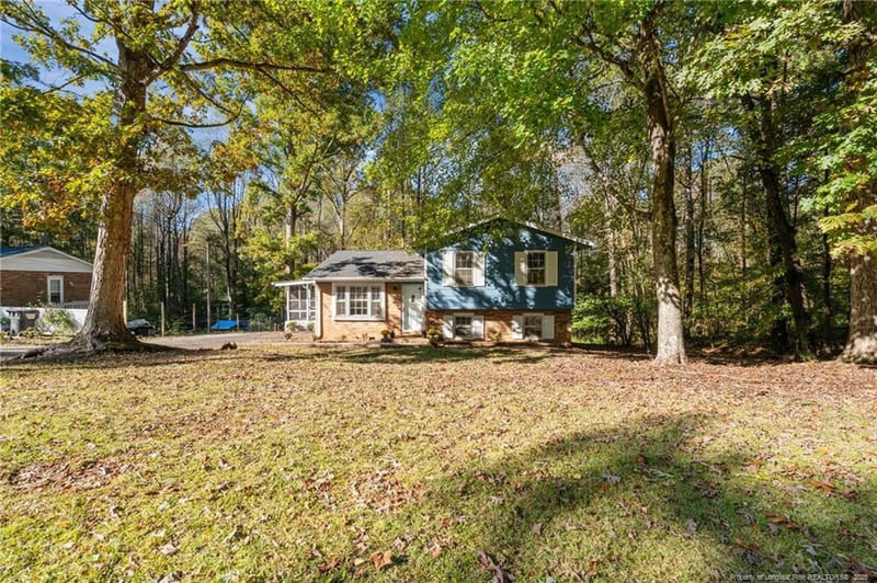 3002 Kendale Dr, Sanford, NC 27332