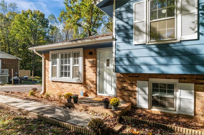 3002 Kendale Dr, Sanford, NC 27332