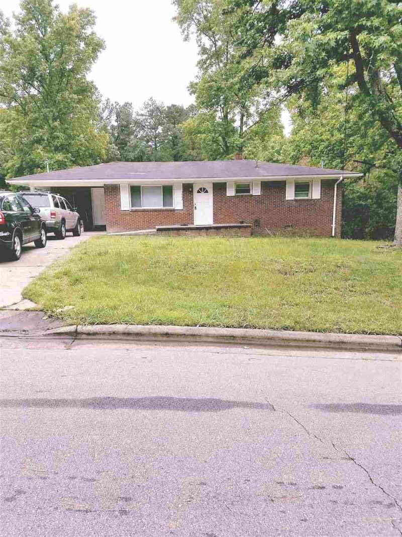 3002 Nantuckett Ave, Durham, NC 27703