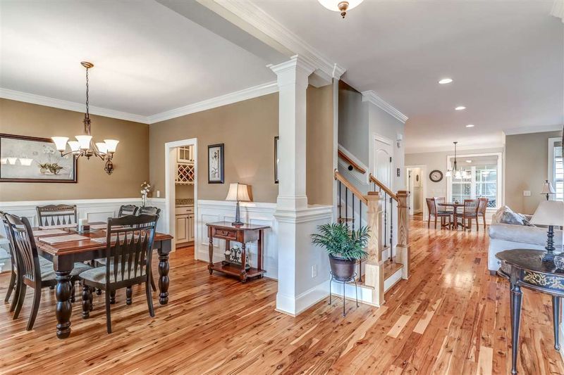 3004 Bear Oak Ln, Cary, NC 27519