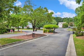 3004 Brookcrossing Dr, Fayetteville, NC 28306