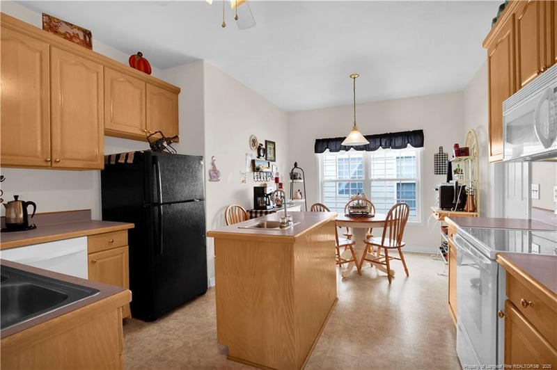 3004 Brookcrossing Dr, Fayetteville, NC 28306