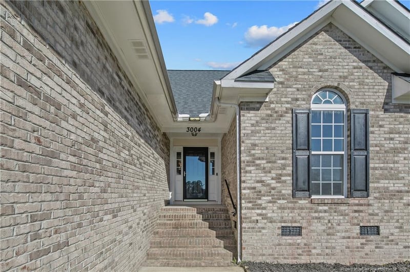 3004 Claymore Ct, Hope Mills, NC 28348