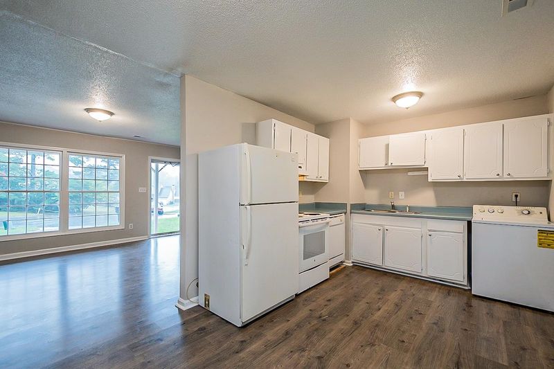 3004 Gumtree Ct, Raleigh, NC 27610