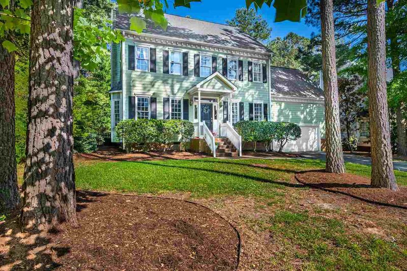 3004 Staffield Ln, Chapel Hill, NC 27516