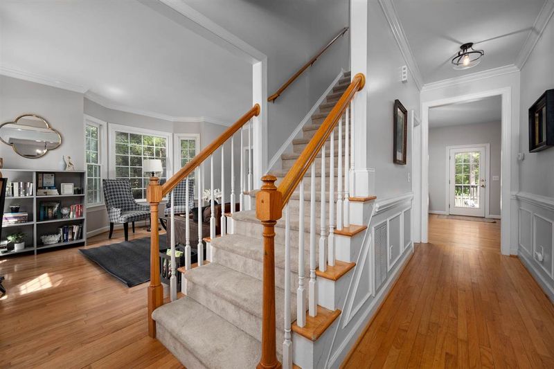 3004 Staffield Ln, Chapel Hill, NC 27516
