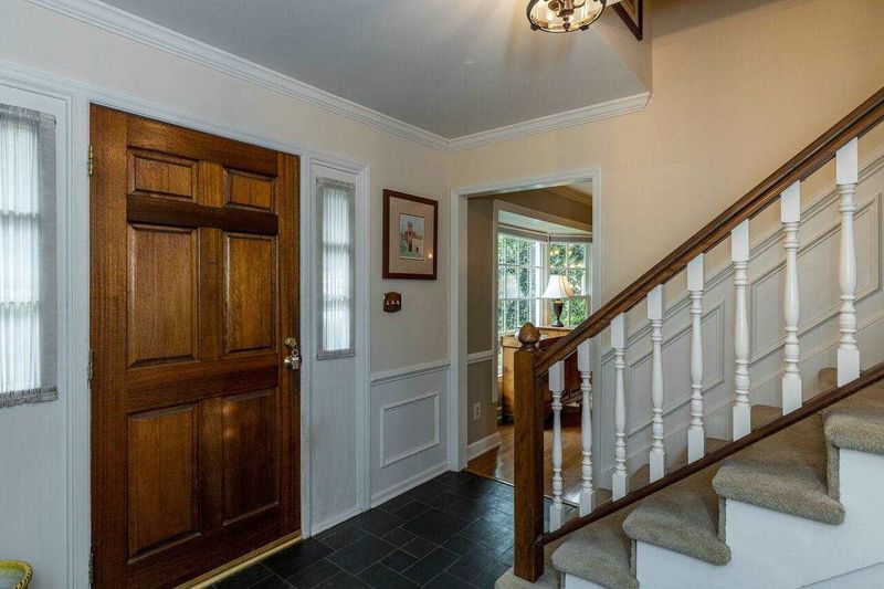 3004 Sylvania Dr, Raleigh, NC 27607